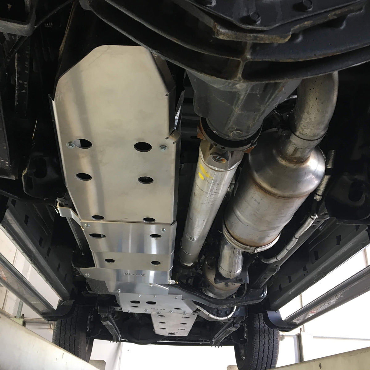 RAM 2500 Fuel Tank Bash Plate | SWB | Double Cab | with Rear Coil Springs
