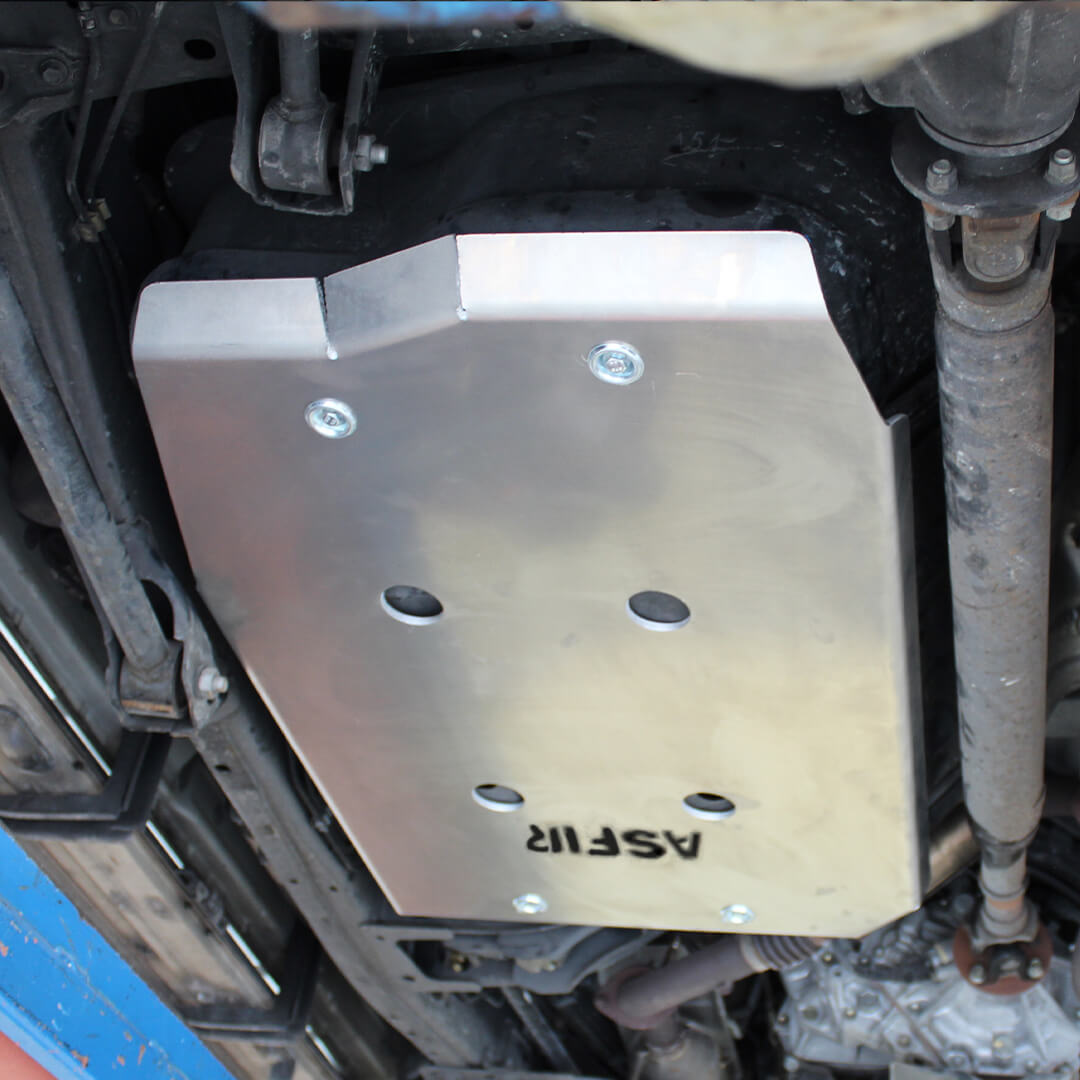 Toyota Land Cruiser 100 / Lexus LX 470 Fuel Tank Bash Plate