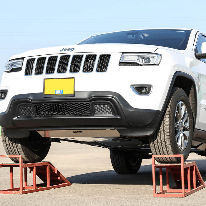 Jeep Grand Cherokee WK2 Front Bash Plate