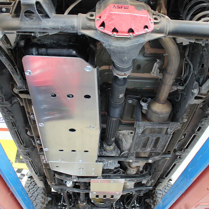 Jeep Wrangler JL EcoDiesel Fuel Tank Bash Plate