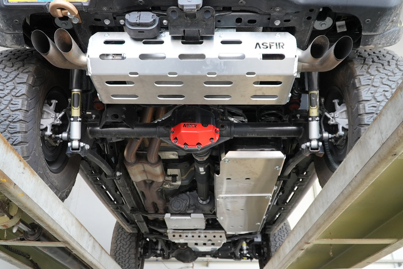 Jeep Wrangler JL 392 | Exhaust Bash Plate