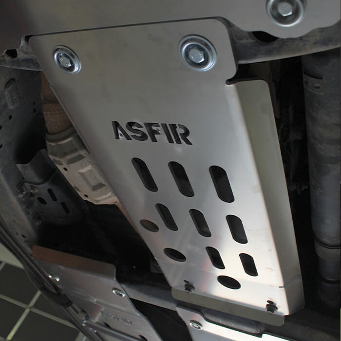 Toyota Land Cruiser 200 Transmission Bash Plate
