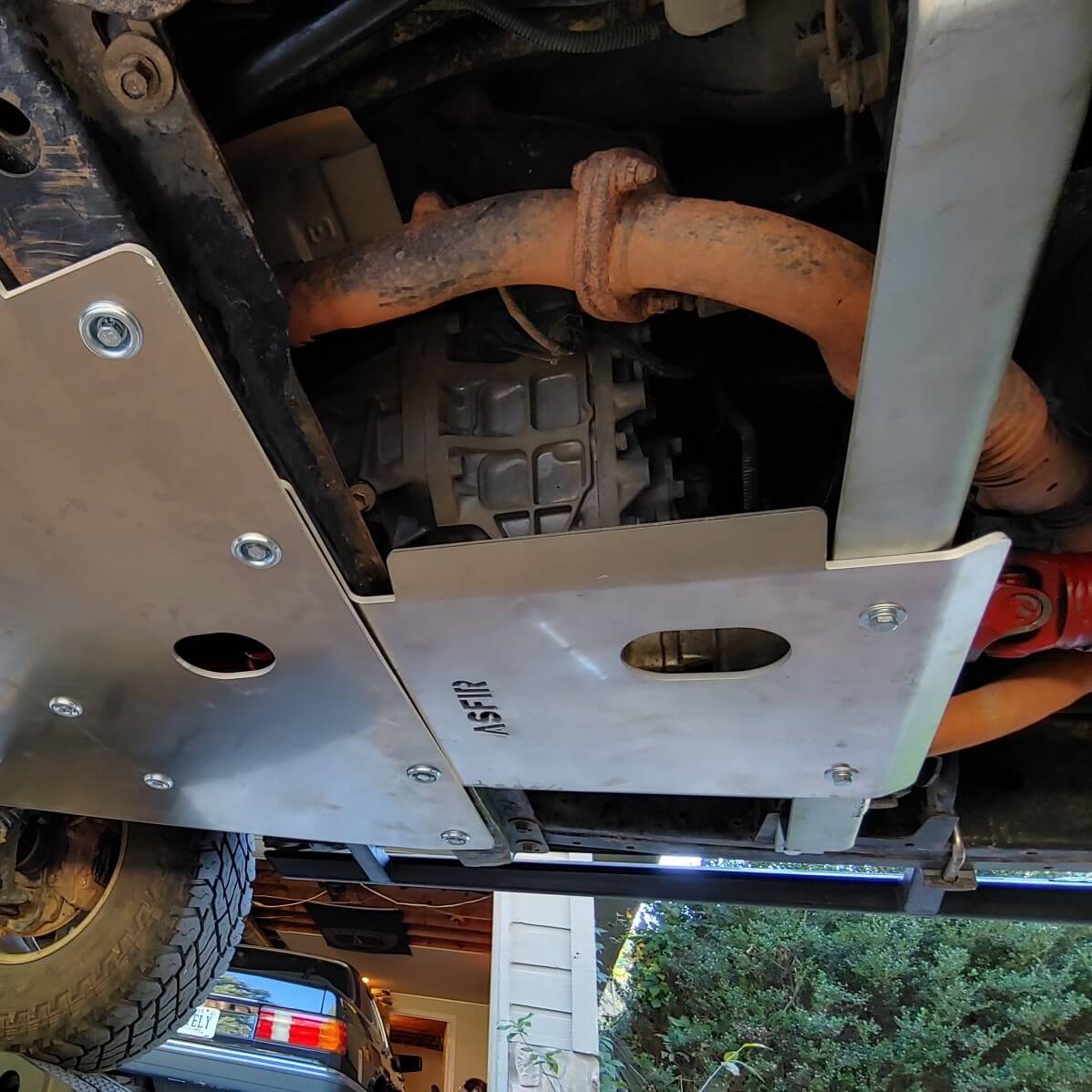Toyota Land Cruiser 100 / Lexus LX 470 Transfer Case Bash Plate