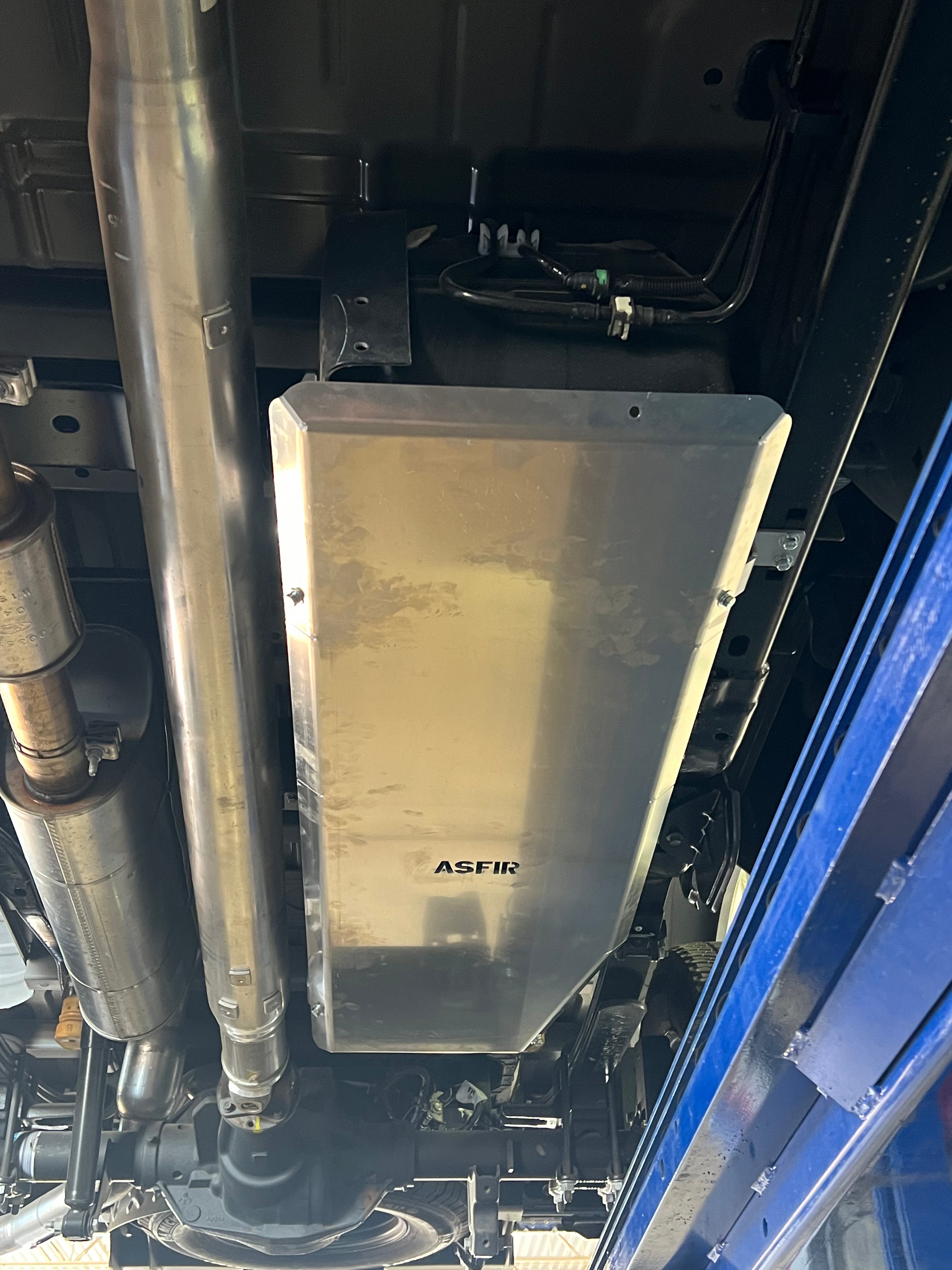 Ford F-250/F-350 Fuel Tank Bash plate